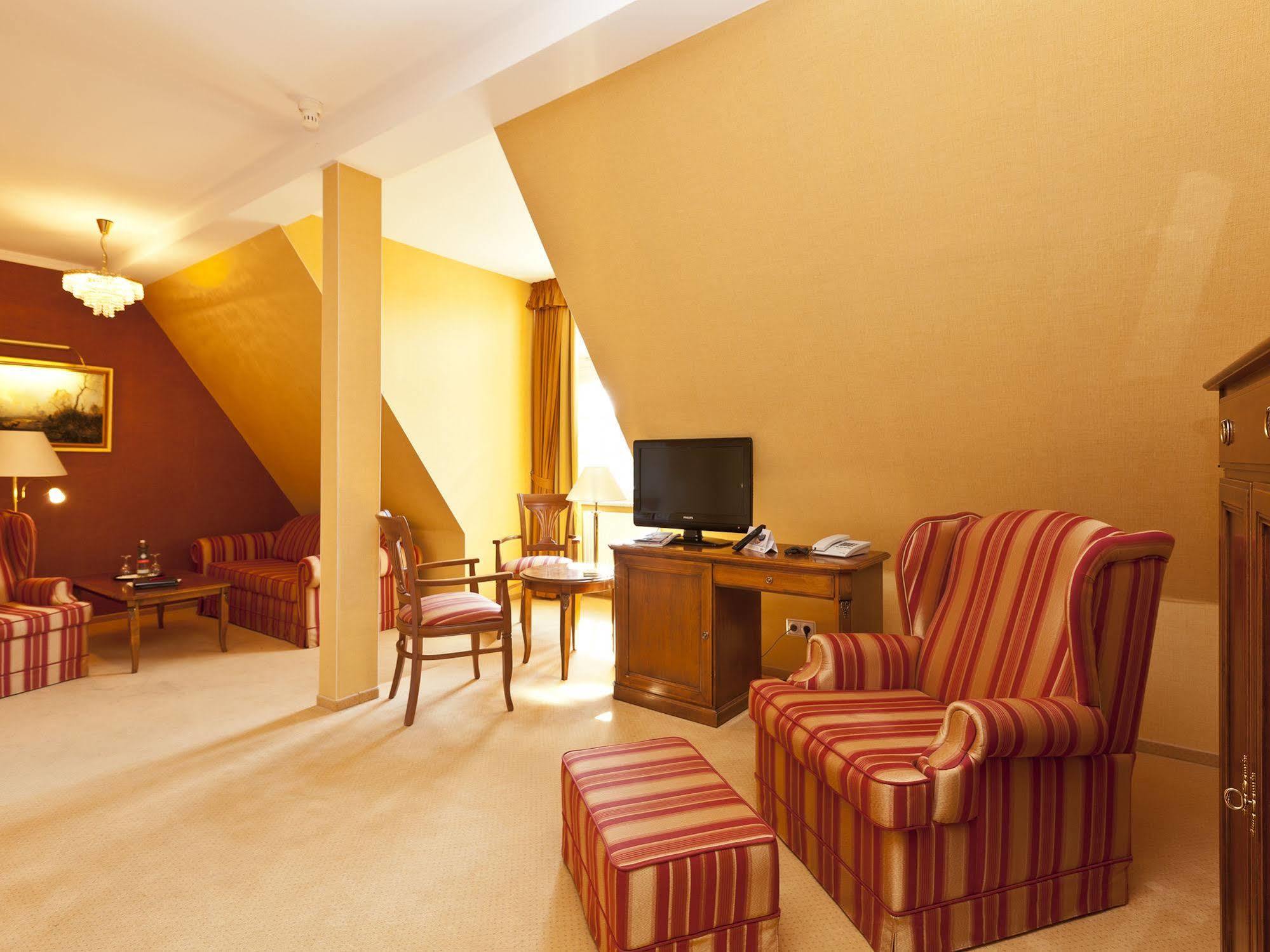 Seehotel Schloss 克林克 外观 照片